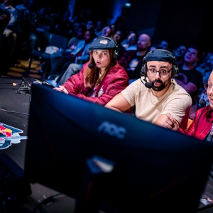 "Big Bird" s'envole vers la victoire lors de l'affrontement du 10e anniversaire de Red Bull Kumite à Paris