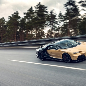 Bugatti livre les premières Chiron Super Sport