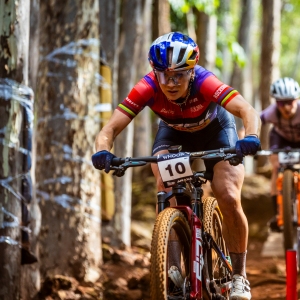Richards Banks troisième au Brésil et poursuit son impressionnant début de saison des UCI MTB World Series