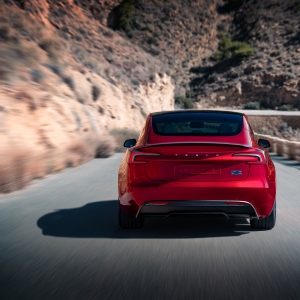 Tesla Model 3 Performance