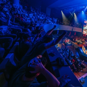 "Big Bird" s'envole vers la victoire lors de l'affrontement du 10e anniversaire de Red Bull Kumite à Paris