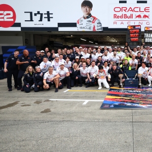 Verstappen tient tête au duo McLaren pour une quatrième victoire consécutive au GP du Japon