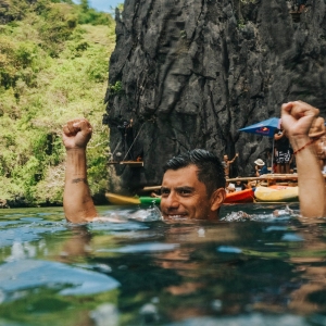 Hunt et Iffland commencent la saison de plongeon de falaise Red Bull avec des victoires aux Philippines