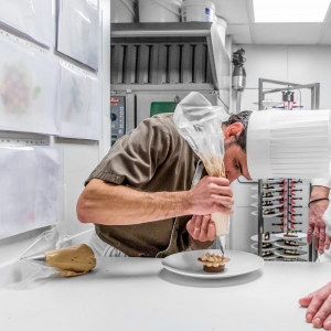 La Brasserie du Quatrième Mur : L'Excellence Culinaire