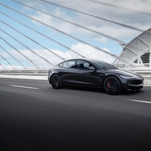 Tesla Model 3 Performance
