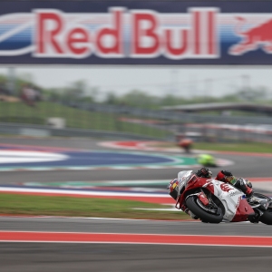 Márquez termine deuxième au GP des Amériques et prend la tête du championnat