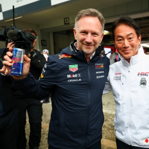 Verstappen tient tête au duo McLaren pour une quatrième victoire consécutive au GP du Japon