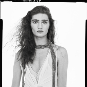 WOMAN STUDIO COLLECTION / ON THE ROAD 