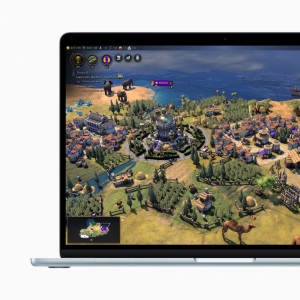 Apple présente son nouveau MacBook Air avec la puce M4 et un coloris bleu ciel