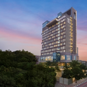 Novotel New Delhi City Centre : L’Harmonie du Confort Moderne au Cœur de New Delhi