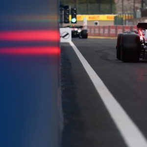 Verstappen bat le record du tour et s'empare de la pole position au Grand Prix du Japon