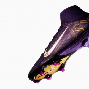 La nouvelle chaussure Nike Player Edition de Kylian Mbappé célèbre sa toute-puissance avec la Mercurial