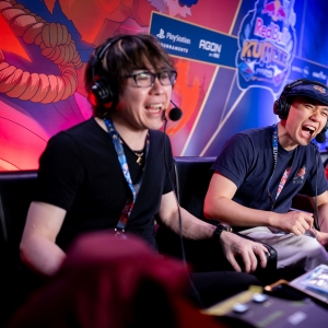 "Big Bird" s'envole vers la victoire lors de l'affrontement du 10e anniversaire de Red Bull Kumite à Paris