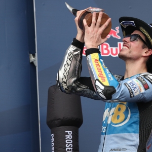 Márquez termine deuxième au GP des Amériques et prend la tête du championnat