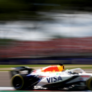 Verstappen remporte le Grand Prix d'Émilie-Romagne en s'imposant dès le début de la course