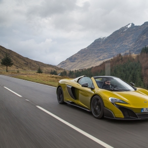 McLaren Célèbre 10 Ans de Supercars LT avec le Programme 'Celebrate LT