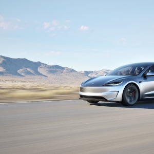 Tesla Model 3 Performance