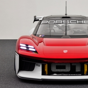 Porsche Mission R
