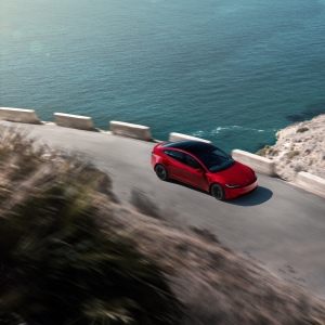 Tesla Model 3 Performance