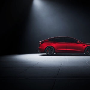 Tesla Model 3 Performance