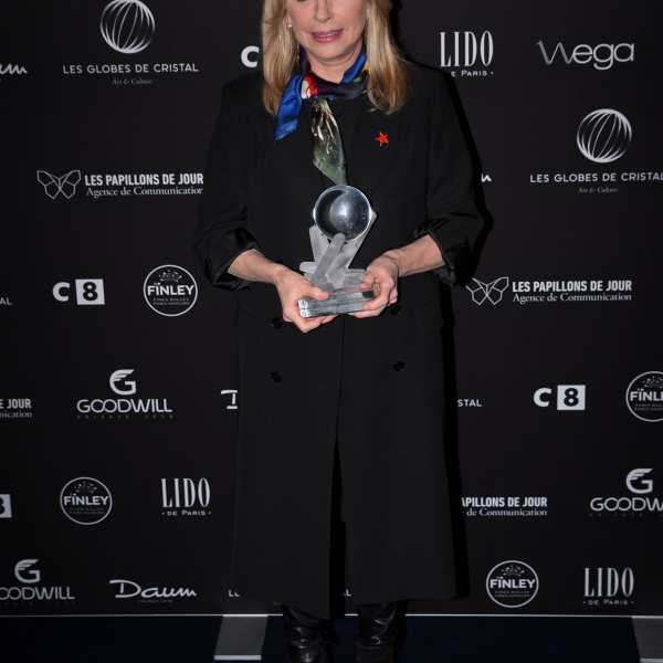 Véronique Sanson à la Cérémonie des Globes de Cristal