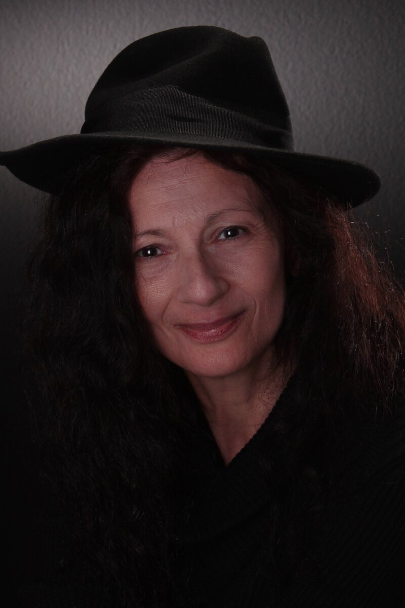 Andy Anison actrice, poétesse, coach, réalisatrice, scénariste, photographe de l'Agence AMLH