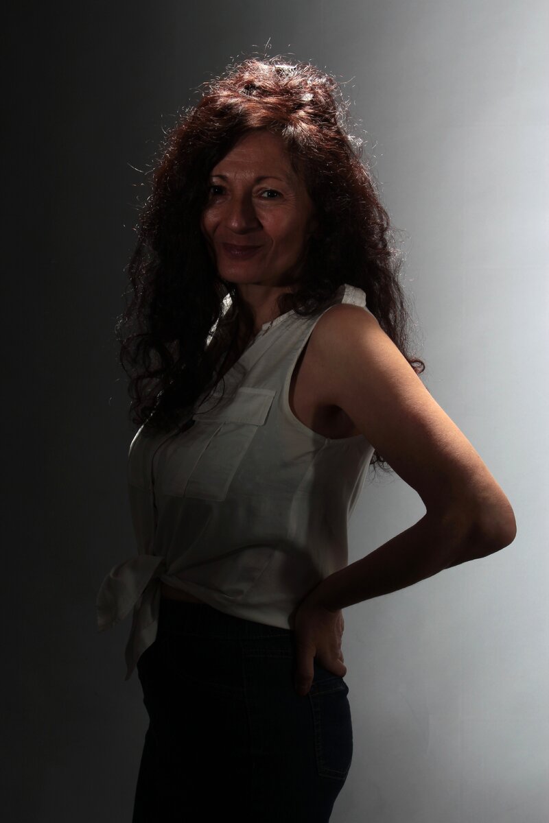 Andy Anison actrice, poétesse, coach, réalisatrice, scénariste, photographe de l'Agence AMLH
