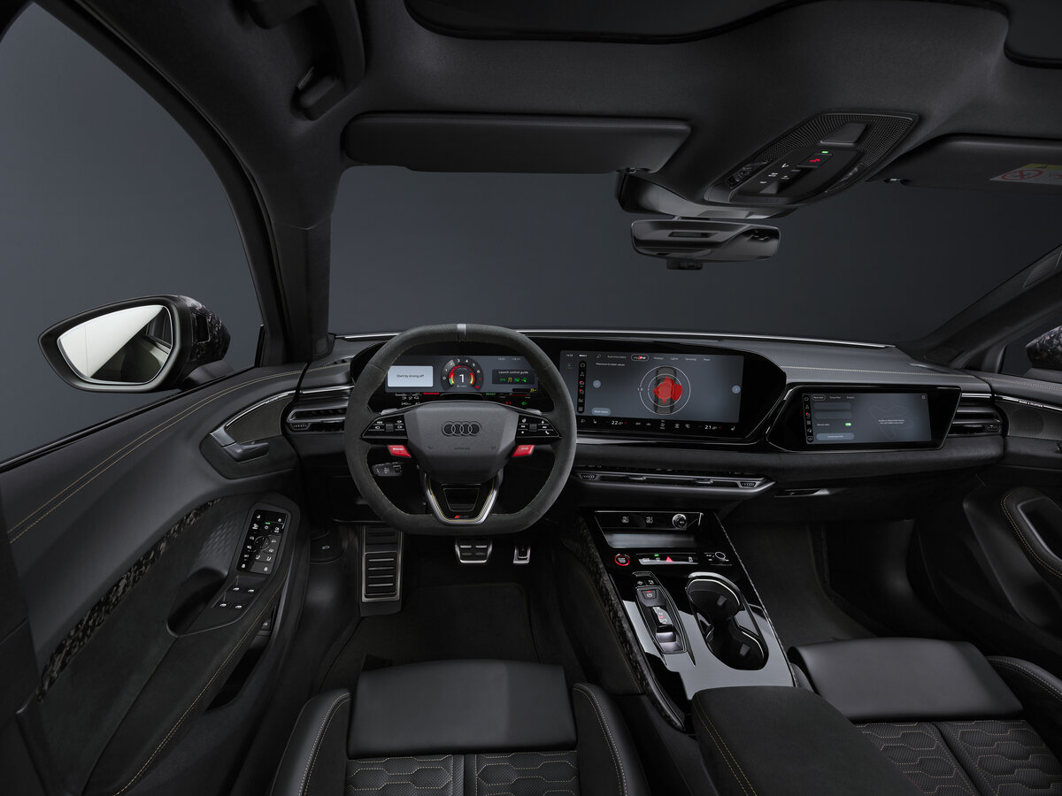 Audi RS 5 Sedan