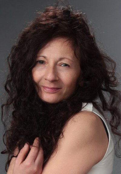Andy Anison actrice, poétesse, coach, réalisatrice, scénariste, photographe de l'Agence AMLH