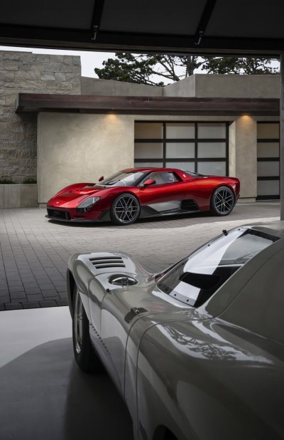 McLaren McL 6GT
