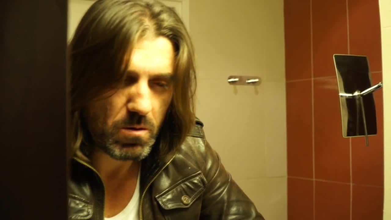 CM Le froid nous gagne de FX avec Andy Anison et Pascal Henault.mp4